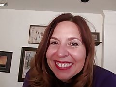 Չար ամերիկյան մայրս խաղում է ինքն իր հետ