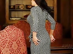 Գեղեցկություն կատարում է սեքսուալ Ստրիպտիզ